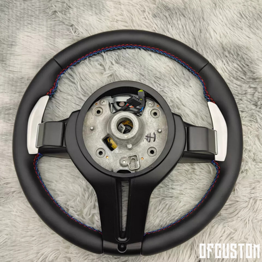 ᴏꜰꜰᴄᴜꜱᴛᴏᴍ™ Customised leather steering wheel suitable for bmw M5