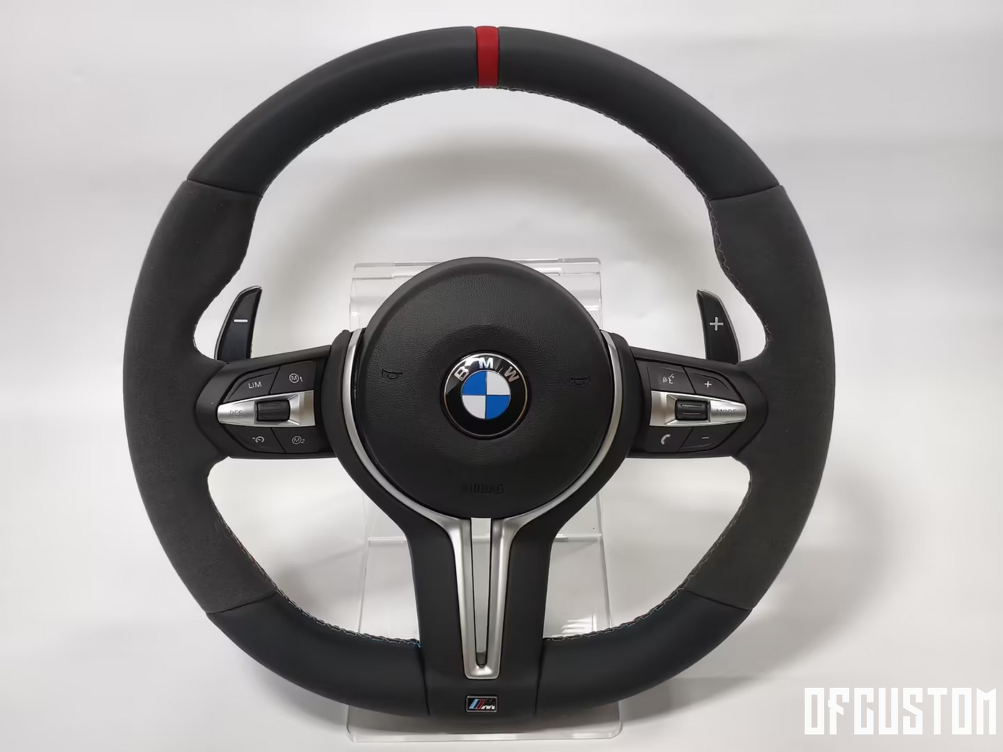 ᴏꜰꜰᴄᴜꜱᴛᴏᴍ™ Customised alcantara steering wheel suitable for bmw