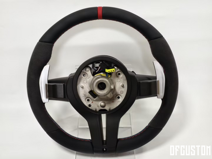 ᴏꜰꜰᴄᴜꜱᴛᴏᴍ™ Customised alcantara steering wheel suitable for bmw