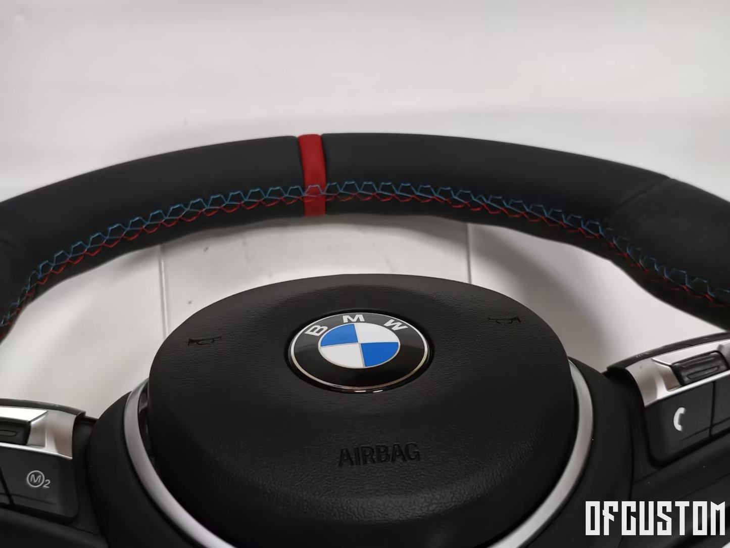 ᴏꜰꜰᴄᴜꜱᴛᴏᴍ™ Customised alcantara steering wheel suitable for bmw