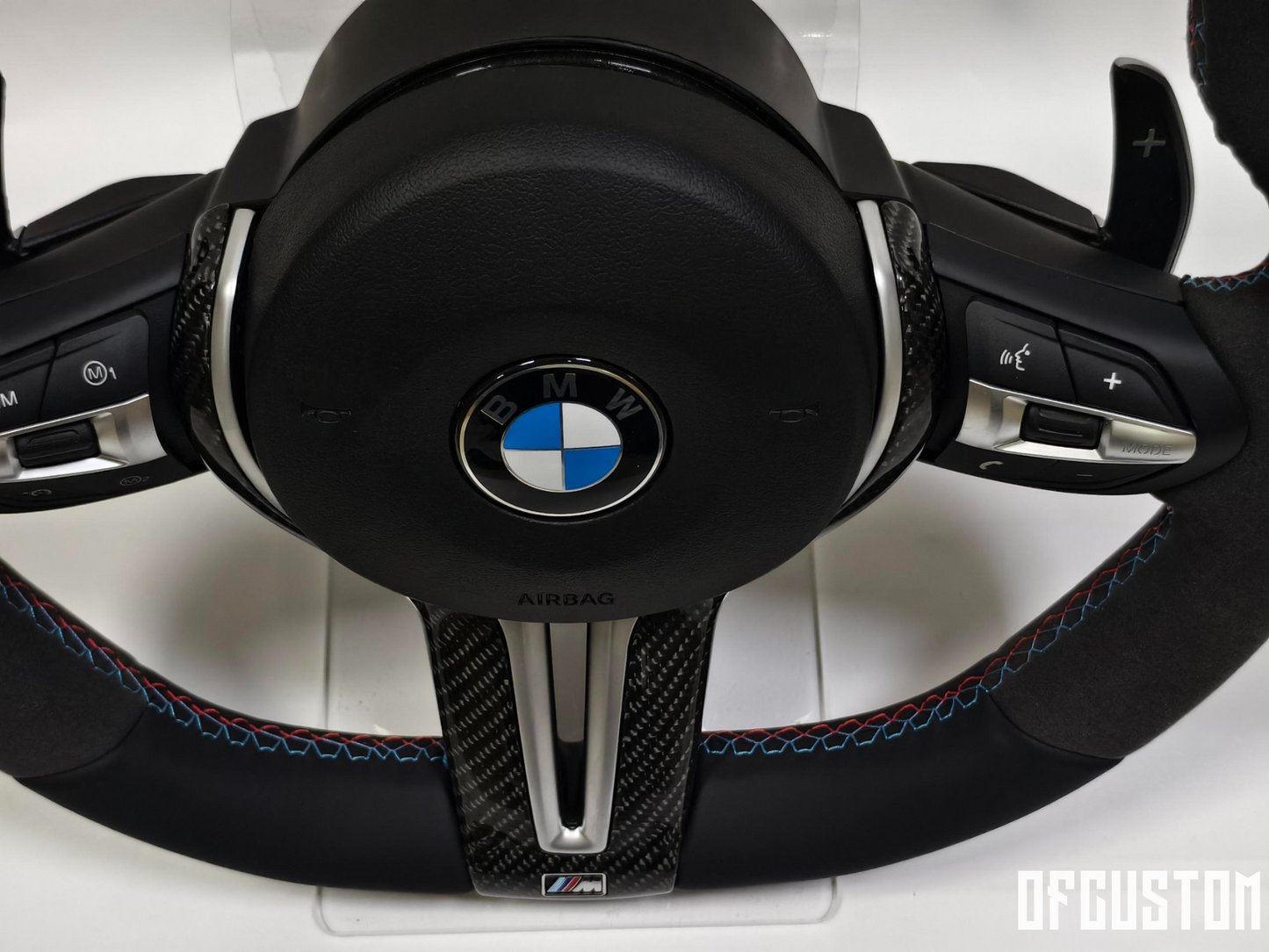 ᴏꜰꜰᴄᴜꜱᴛᴏᴍ™ Customised alcantara steering wheel suitable for bmw