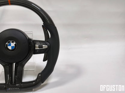 ᴏꜰꜰᴄᴜꜱᴛᴏᴍ™ Customised carbon steering wheel suitable for bmw