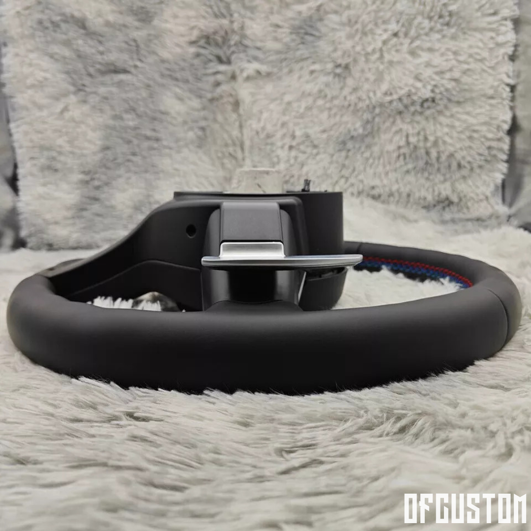 ᴏꜰꜰᴄᴜꜱᴛᴏᴍ™ Customised leather steering wheel suitable for bmw M5