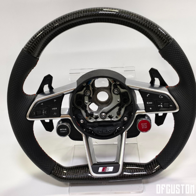 ᴏꜰꜰᴄᴜꜱᴛᴏᴍ™ customized steering wheel for Audi A4 B9